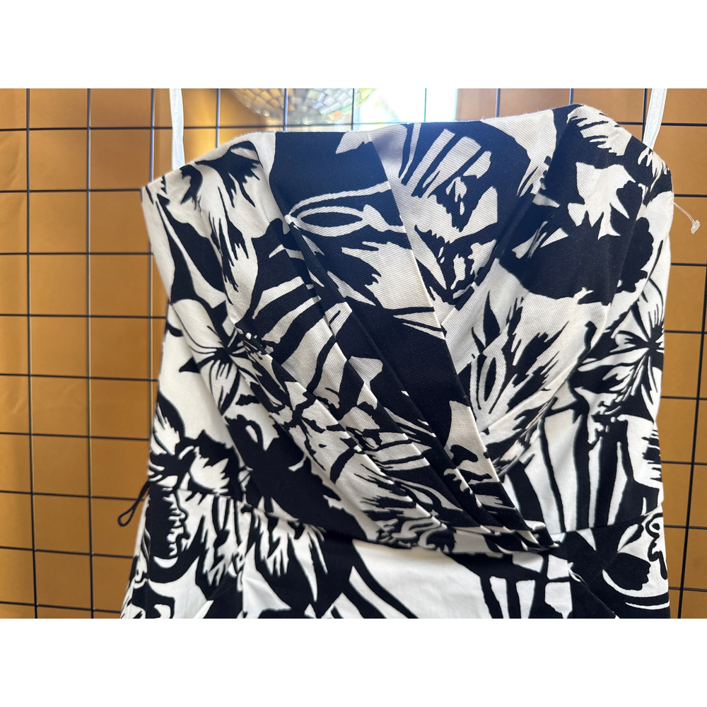 White House Black Market Black and White Floral Strapless Dress - Picture 2 of 5